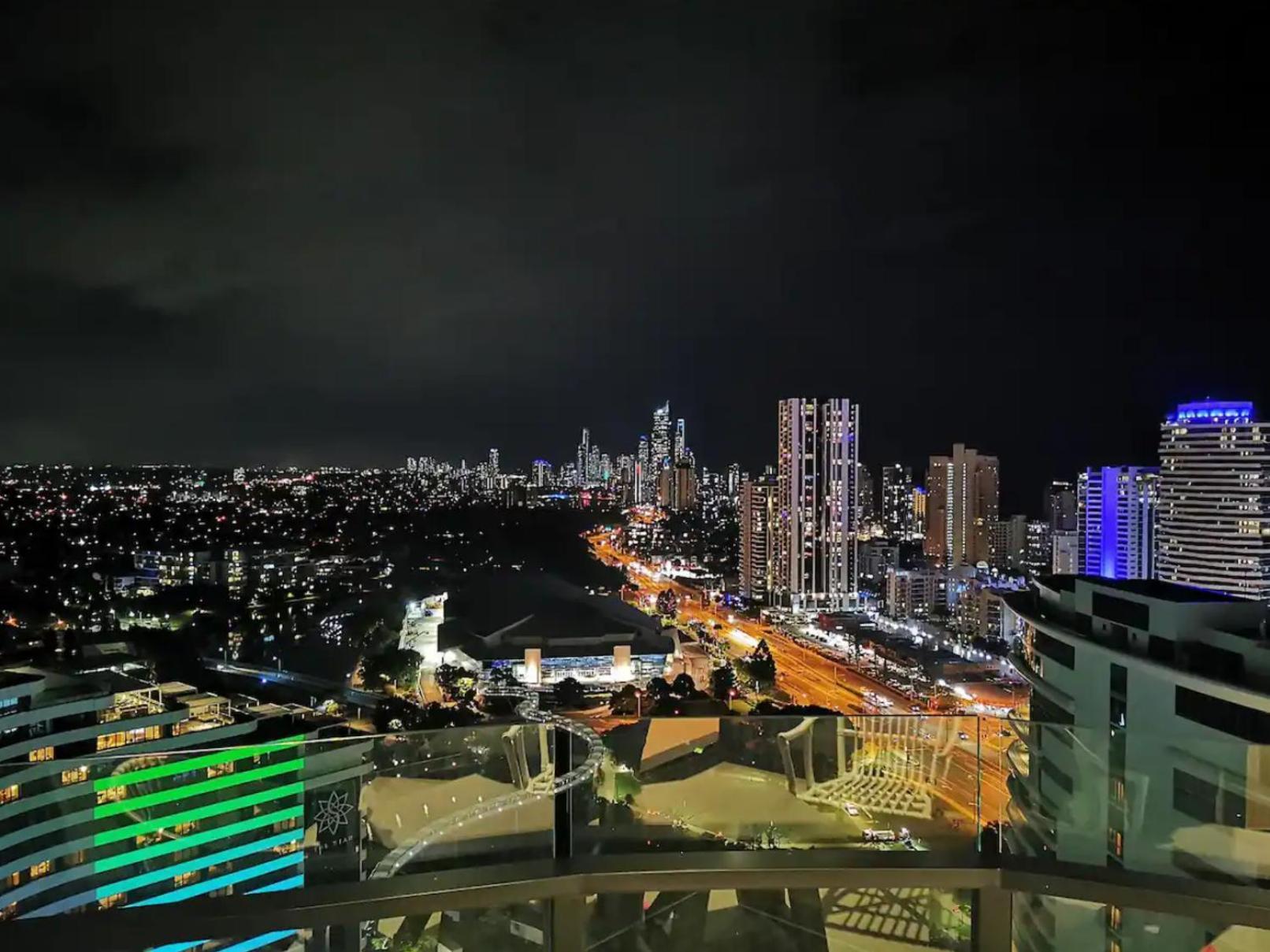 Casino Residences 1 & 2 Bedroom Apartments Гоулд Коуст Екстериор снимка